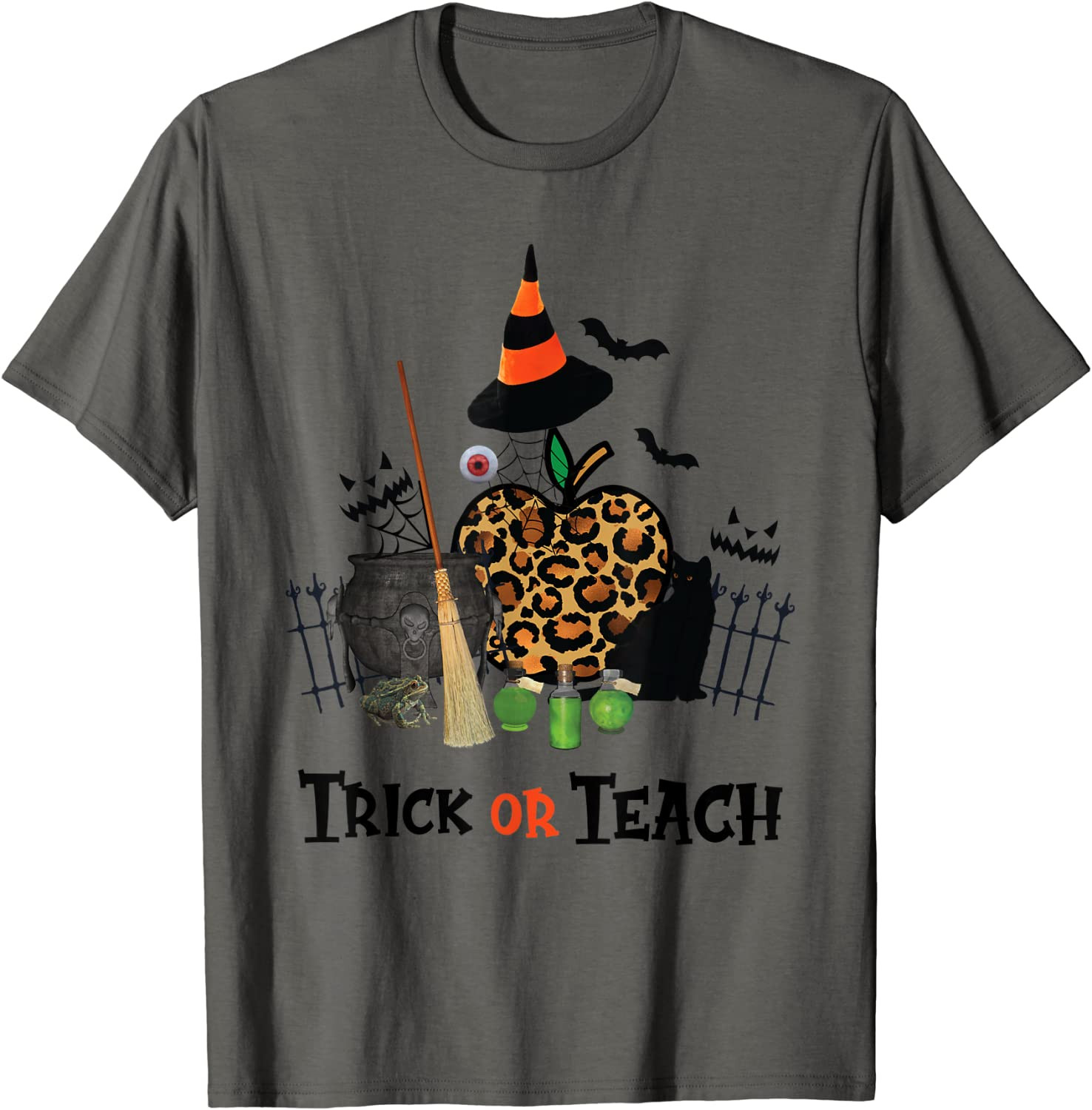 Trick Or Teach Fall Themed Thanksgiving Halloween Teacher T-Shirt